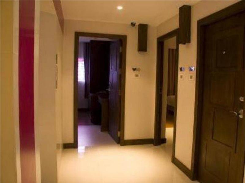 Paradiso Boutique Suites Бангкок Экстерьер фото