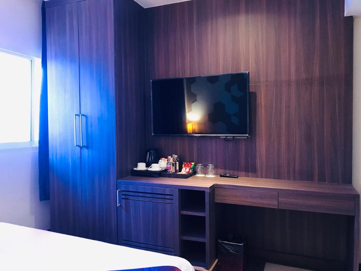 Paradiso Boutique Suites Бангкок Экстерьер фото