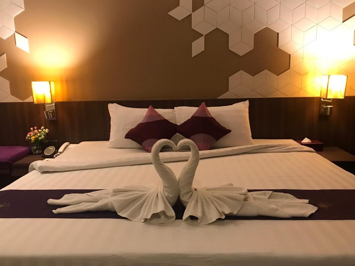 Paradiso Boutique Suites Бангкок Экстерьер фото
