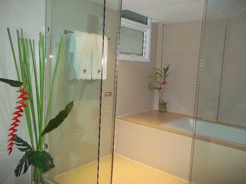 Paradiso Boutique Suites Бангкок Экстерьер фото
